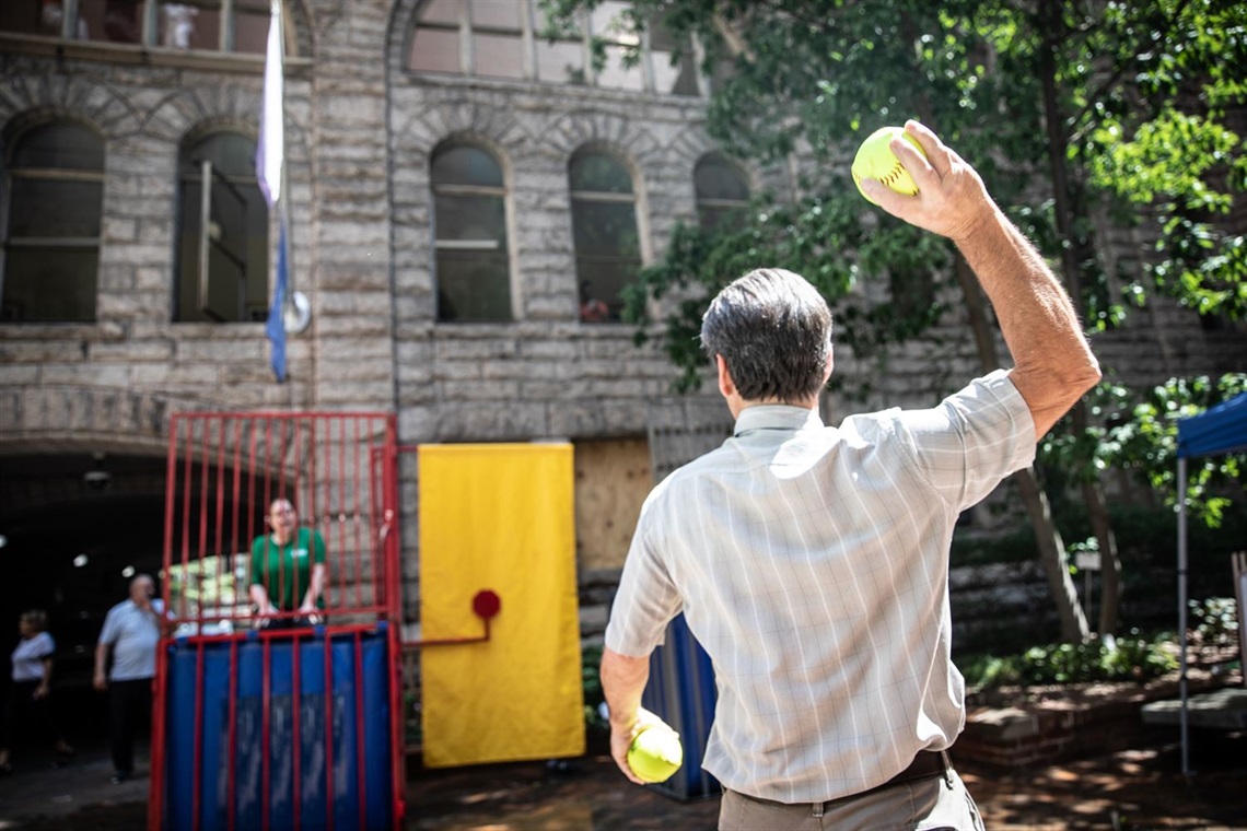 Dunk-Tank